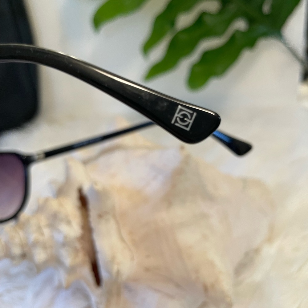 Foster Grant sunglasses ๐ถ๏ธ - Picture 5 of 8